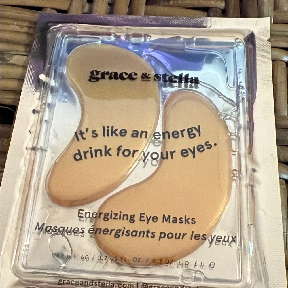 Charlotte Tilbury Skincare bundle collagen nightcream, face, and eye mask - Picture 4 of 7